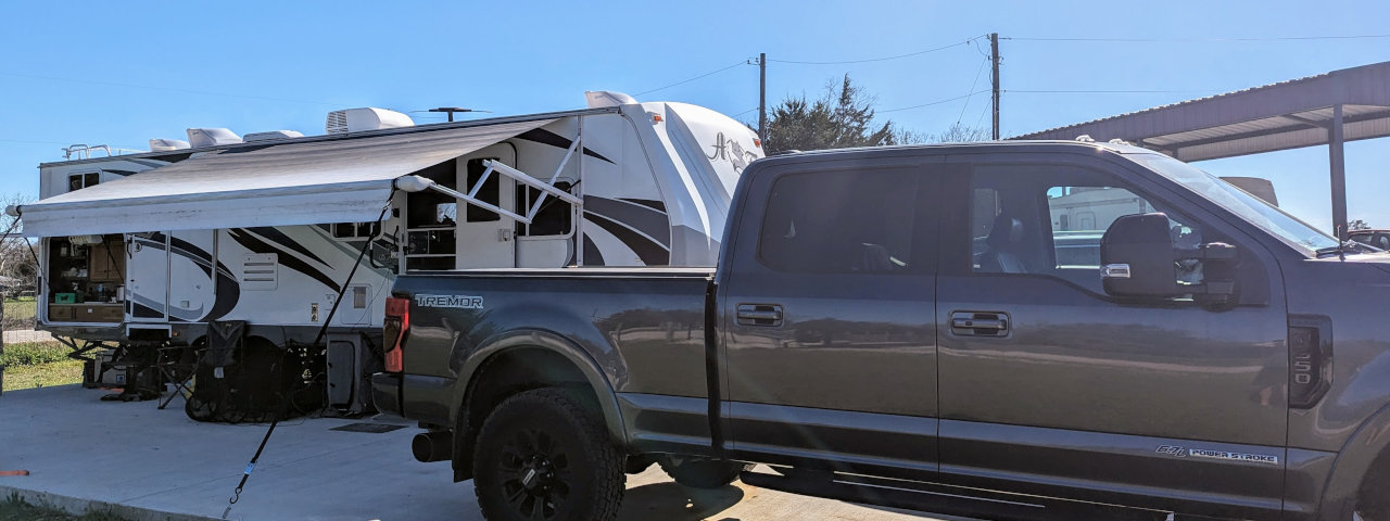Arctic Fox camper in Kurten, Texas